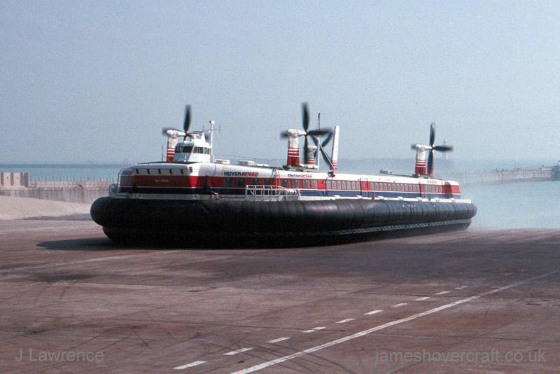 The SRN4 with Hoverspeed in Dover - Mk III The Princess Margaret (GH-2006) arriving (submitted by Pat Lawrence).